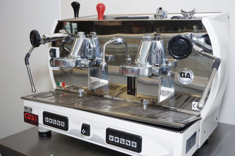 La Nuova Era Espresso Machine